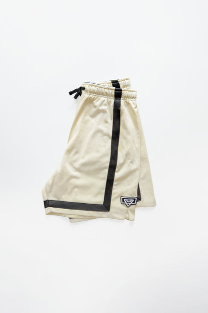 BUCKETZ STATEMENT SHORTS white